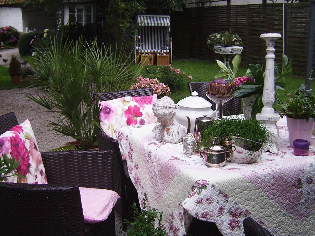 Romantikzimmer Im Antiquariat Sonnschied 객실 사진