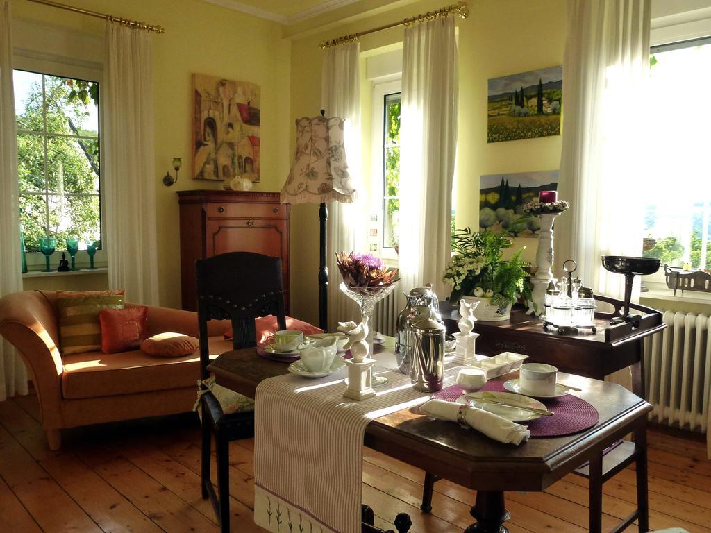 Romantikzimmer Im Antiquariat Sonnschied 객실 사진