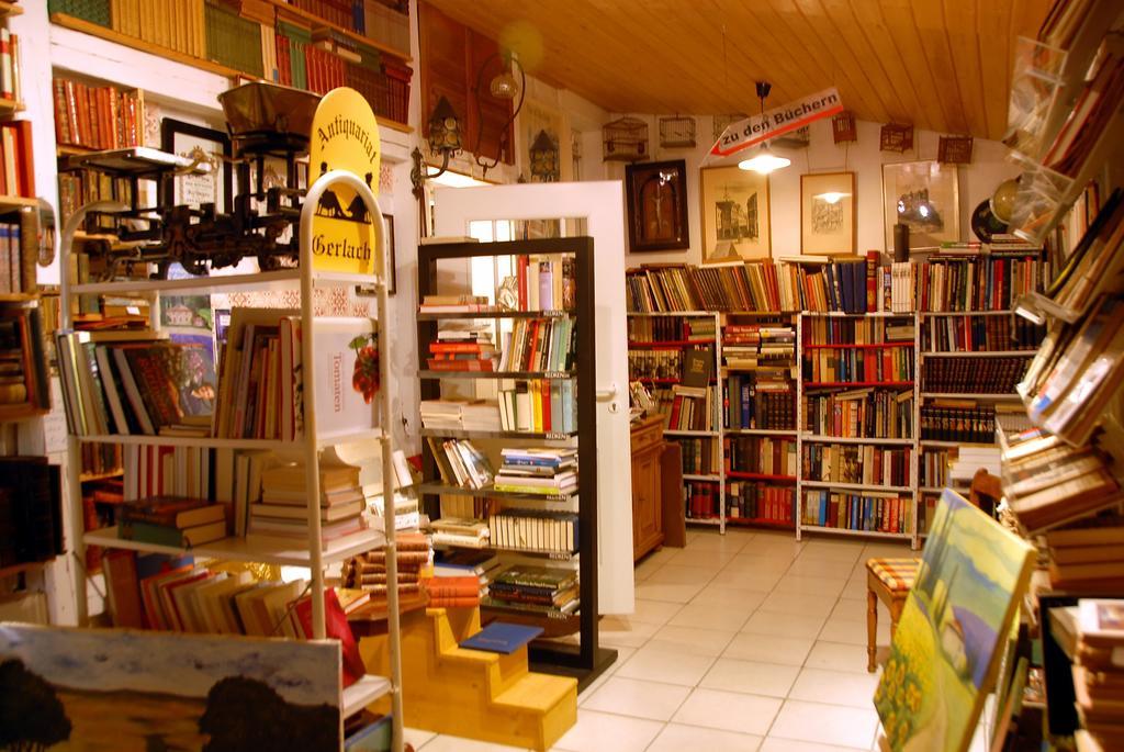 Romantikzimmer Im Antiquariat Sonnschied 객실 사진