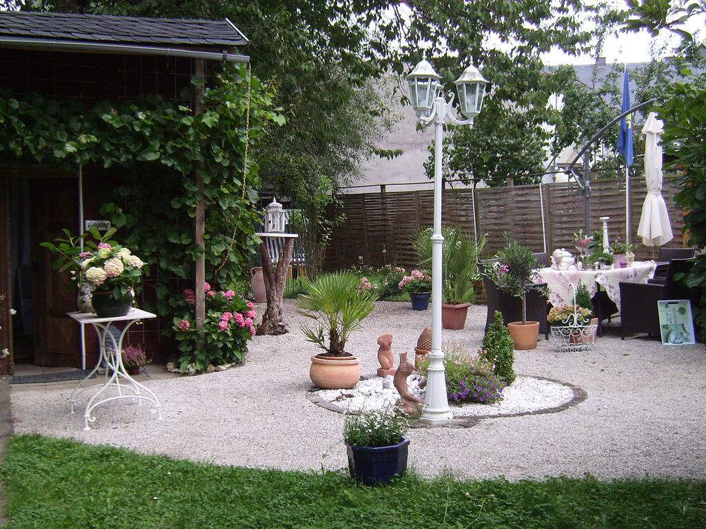 Romantikzimmer Im Antiquariat Sonnschied 객실 사진